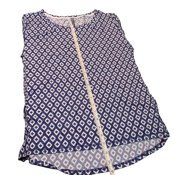 Jaclyn Smith Intimates Geometric Abstract Art Sleep Shirt Size Large - Picture 6 of 7